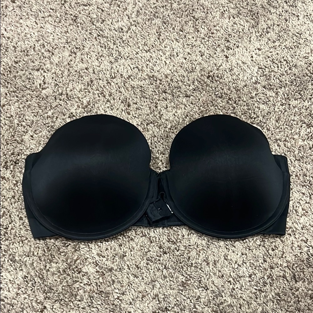 Black Strapless Bra